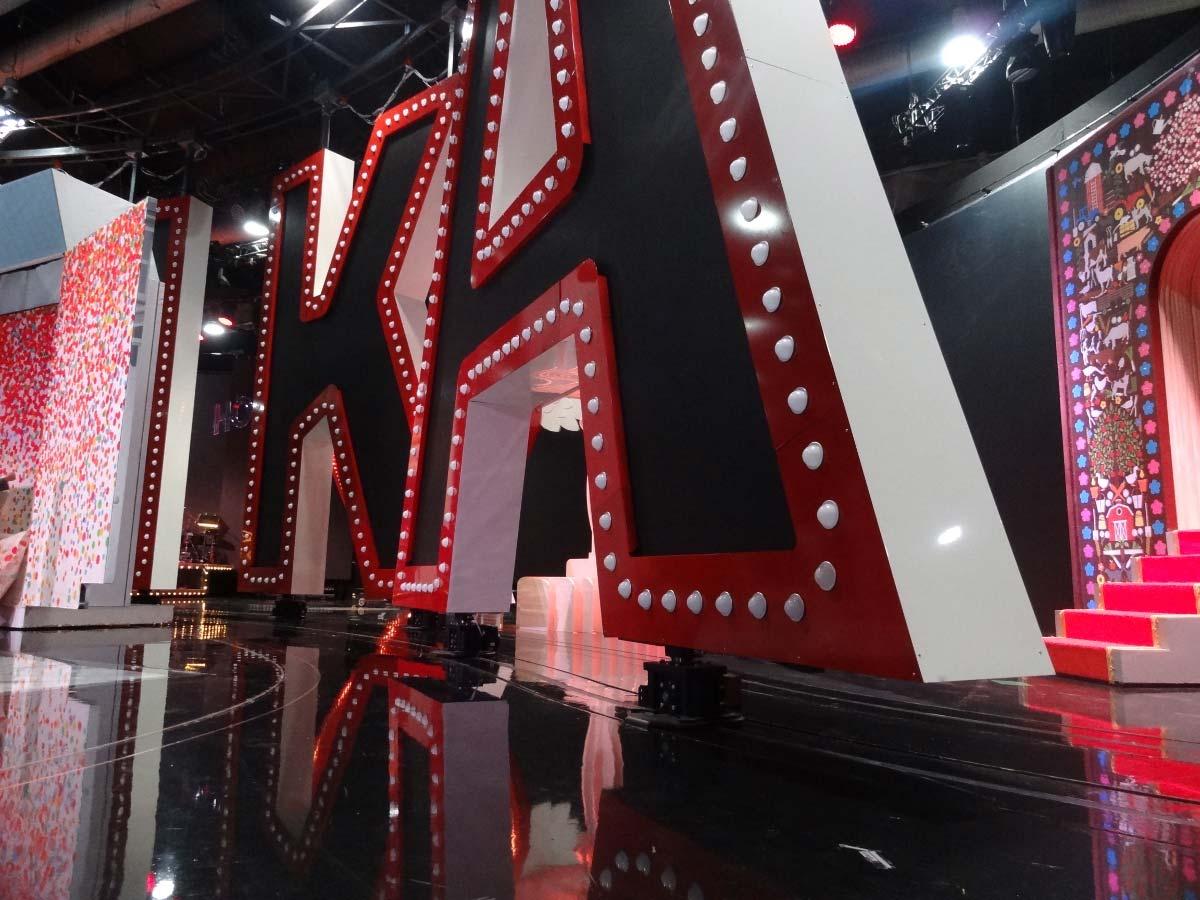 Show Stasera Casa Mika